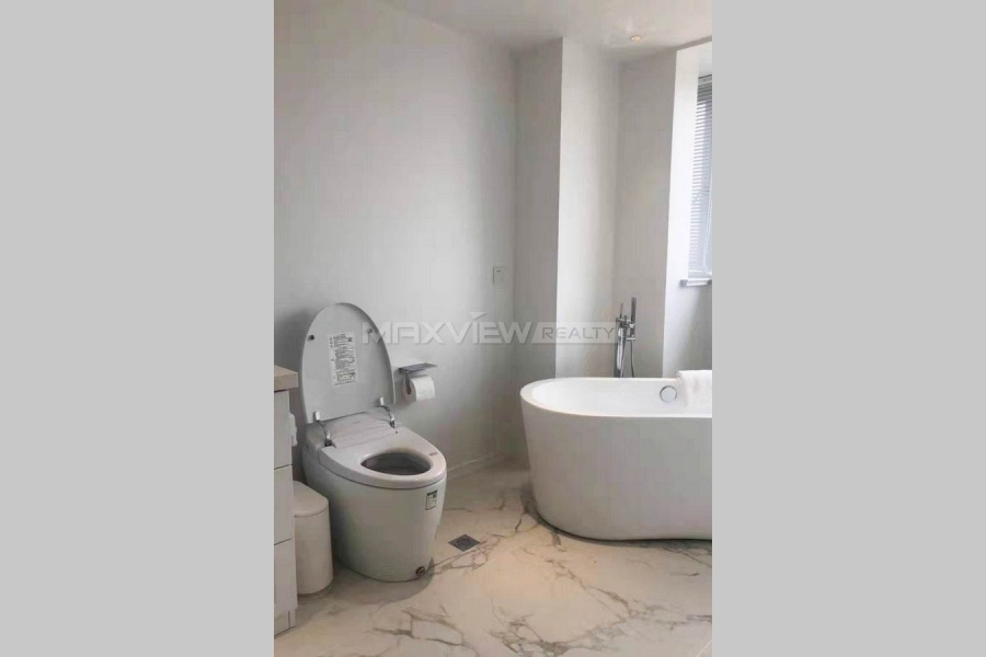 Old Apartment On Huashan Road 3bedroom 160sqm ¥27,000 PRS2669