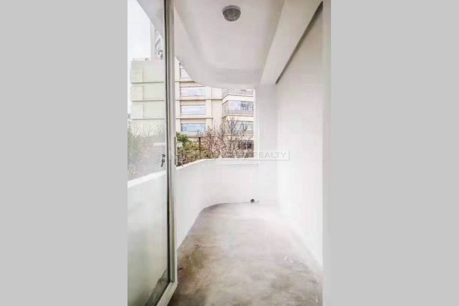 Old Apartment On Wulumuqi West Road 4bedroom 200sqm ¥47,000 PRS2680