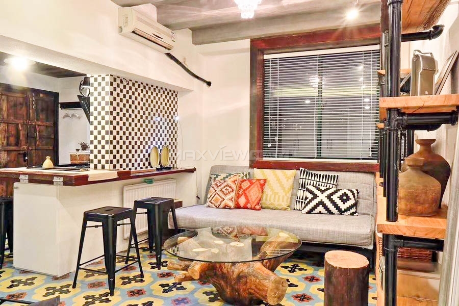 Old Apartment On Huaihai Middle Road 2bedroom 70sqm ¥17,000 PRS2726