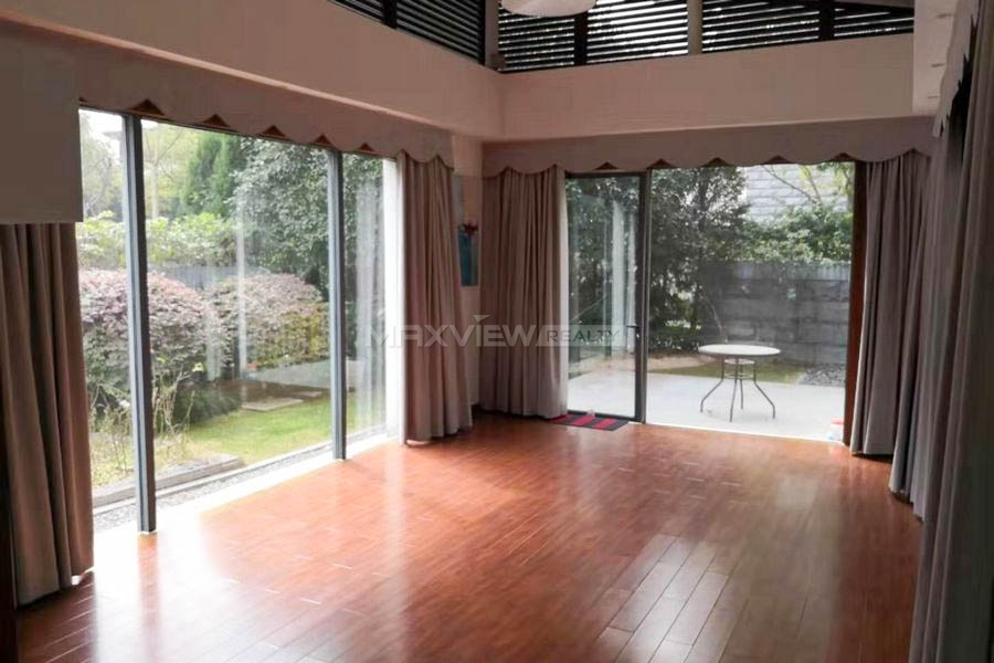 Lakeside Ville 4bedroom 170sqm ¥35,000 PRS2921