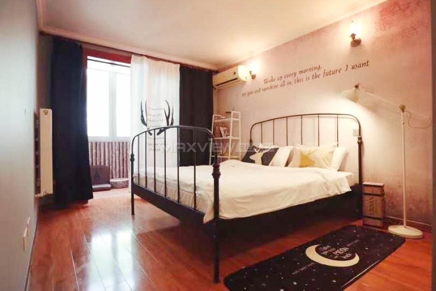 Old Lane House On Jiashan Road 3bedroom 130sqm ¥21,000 PRS2943