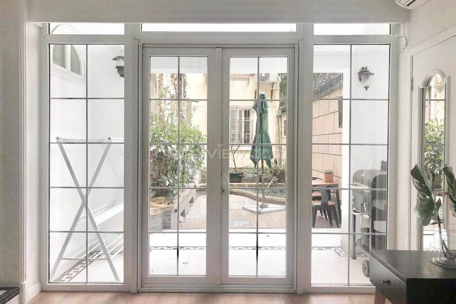 Old Apartment On Huaihai Middle Road 2bedroom 70sqm ¥20,000 PRS2955