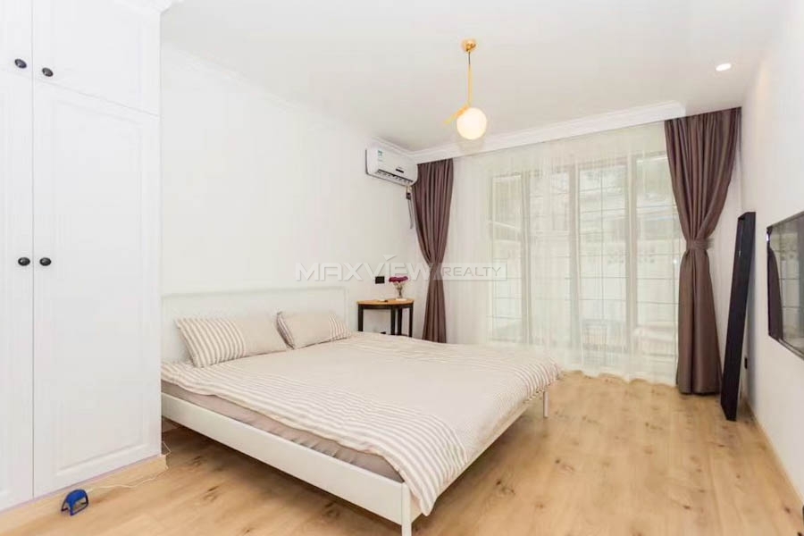 Old Apartment On Yanan West  Road 2bedroom 100sqm ¥17,000 PRS3017