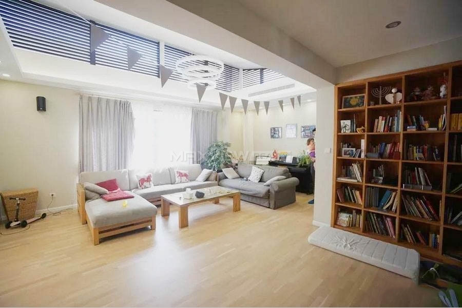 湖畔佳苑 5bedroom 300sqm ¥45,000 PRS3071