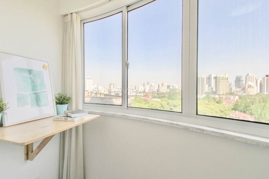 Old Apartment On Huaihai West  Road 2bedroom 110sqm ¥18,500 PRS3113