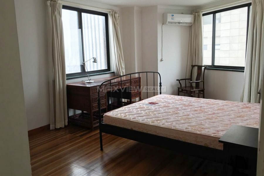 Old Apartment On Yandang Road 2bedroom 120sqm ¥18,000 PRS3129