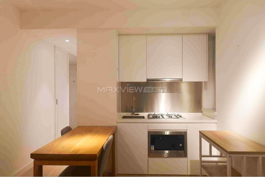 Old Apartment On Wulumuqi Middle Road 1bedroom 70sqm ¥17,000 PRS3181