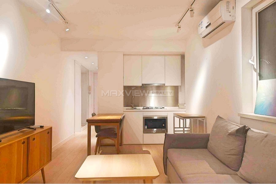 Old Apartment On Wulumuqi Middle Road 1bedroom 70sqm ¥17,000 PRS3181