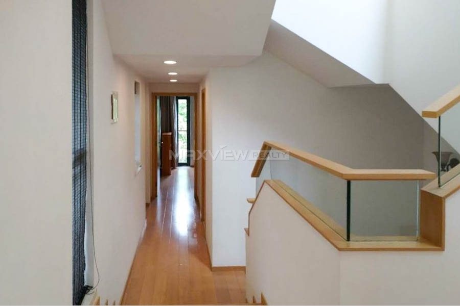 Westwood Green Villa 4bedroom 350sqm ¥35,000 PRS3525