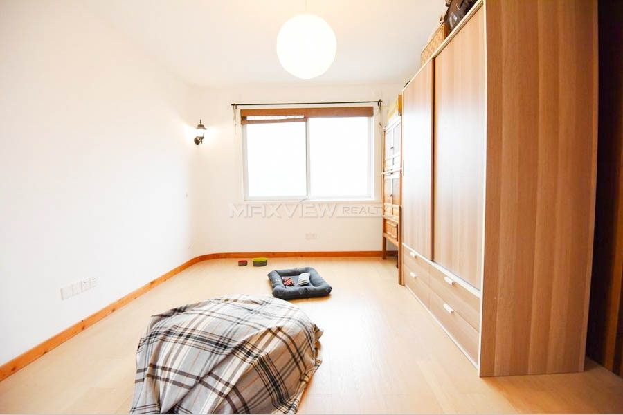 Apartment On Zhenning Road 3bedroom 200sqm ¥28,000 PRS3539