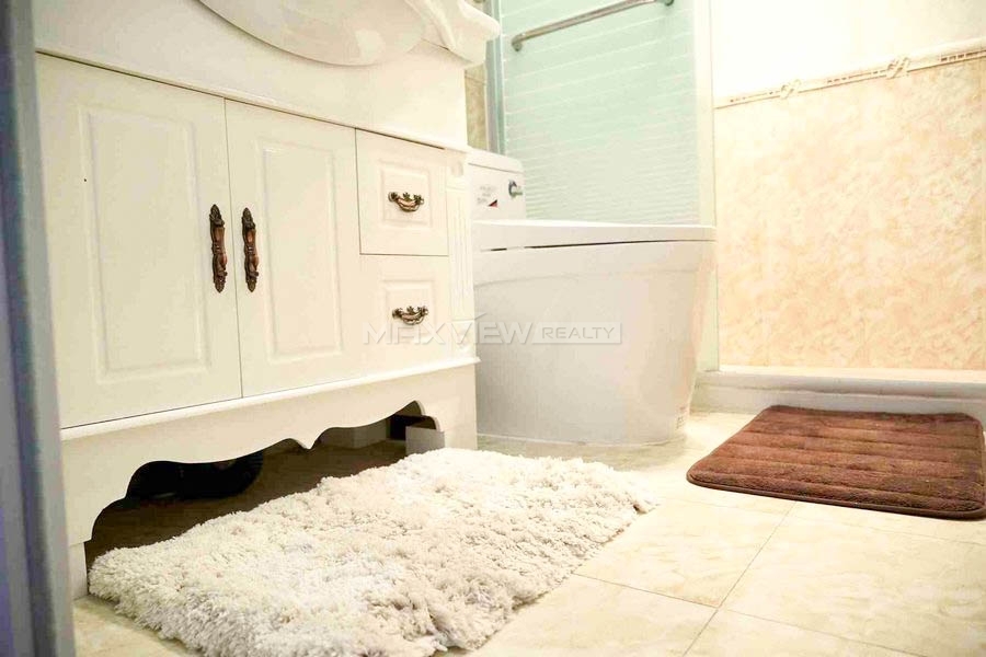 Old Apartment On Nanyang  Road 2bedroom 100sqm ¥18,000 PRS3553