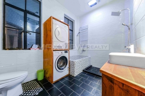 Old Apartment On Yuyuan Road 2bedroom 90sqm ¥21,000 PRS3916