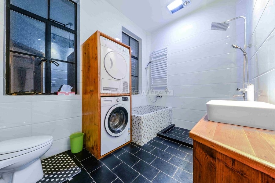 Old Apartment On Yuyuan Road 2bedroom 90sqm ¥21,000 PRS3916