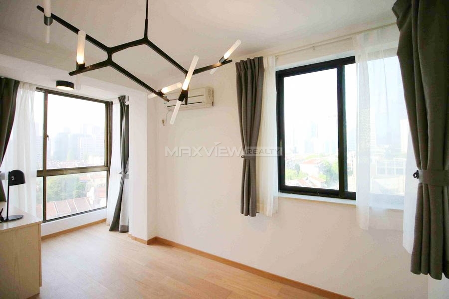 Apartment On Nanjing West  Road 2bedroom 110sqm ¥19,000 PRS3975