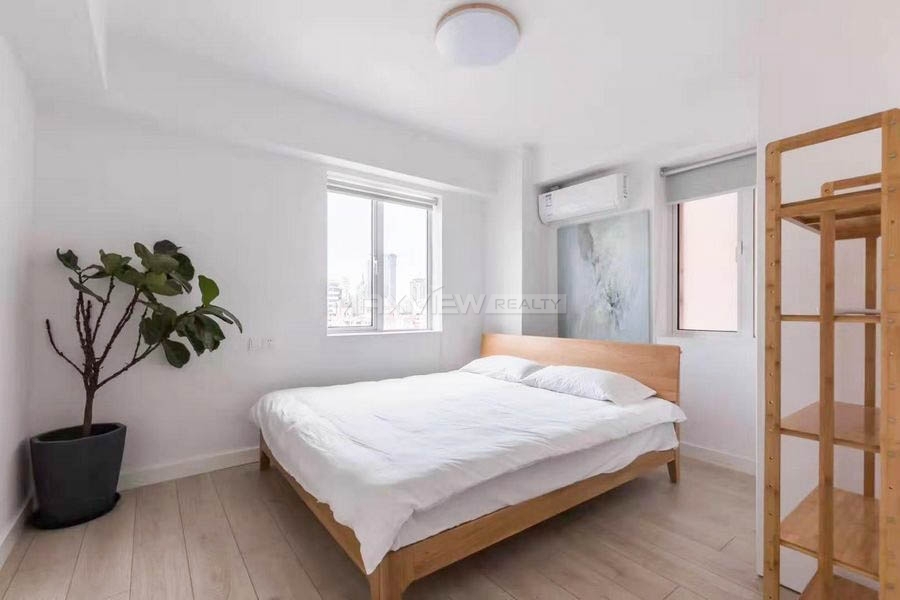 Apartment On Xiangyang North Road 3bedroom 180sqm ¥35,000 PRS4001