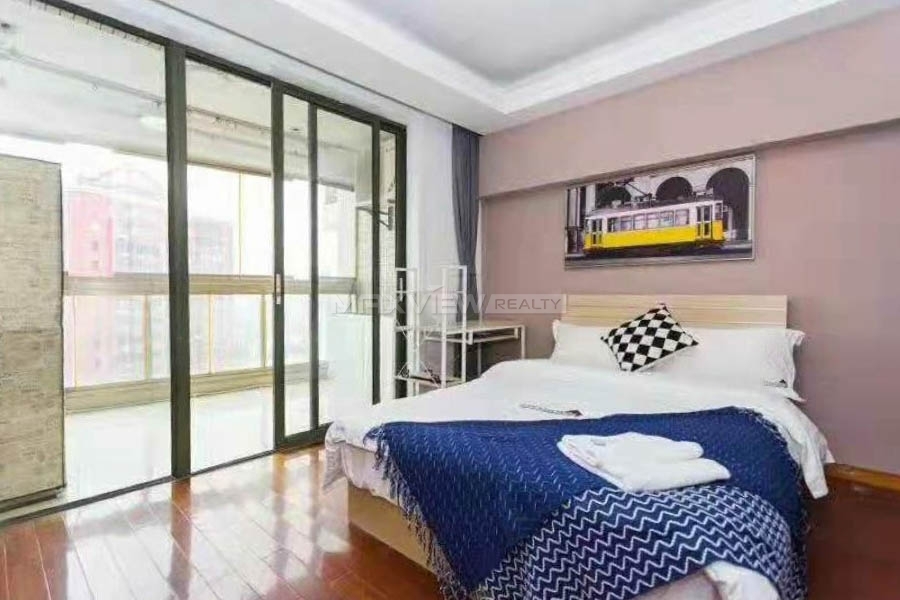 Jing An Lishe 4bedroom 130sqm ¥17,000 PRS4050
