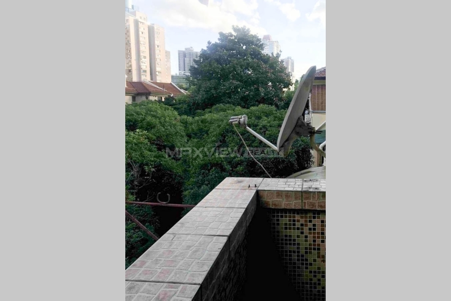 Old Garden House On Yuqing Road 2bedroom 100sqm ¥18,000 PRS4053