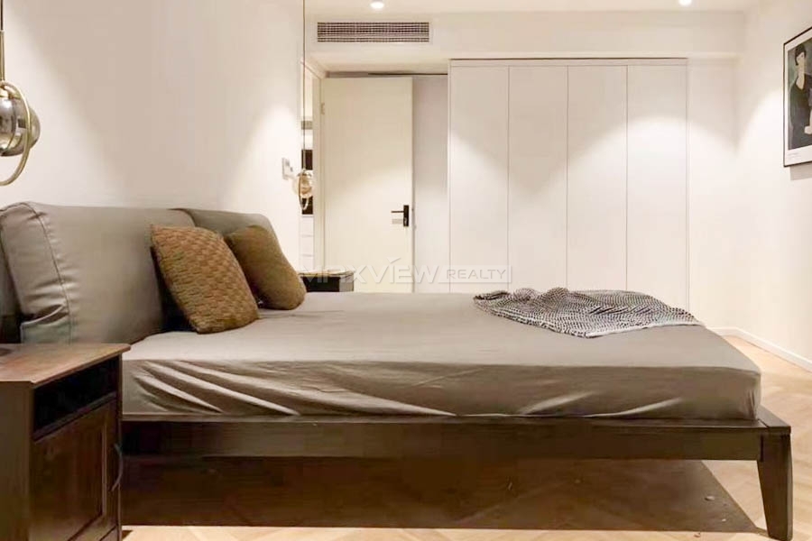 Apartment On Yandang Road 2bedroom 130sqm ¥26,000 PRS5125