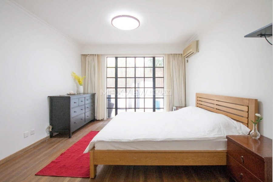 Old Apartment on Jianguo W Rd with Private Garden 3bedroom 150sqm ¥23,000 5268