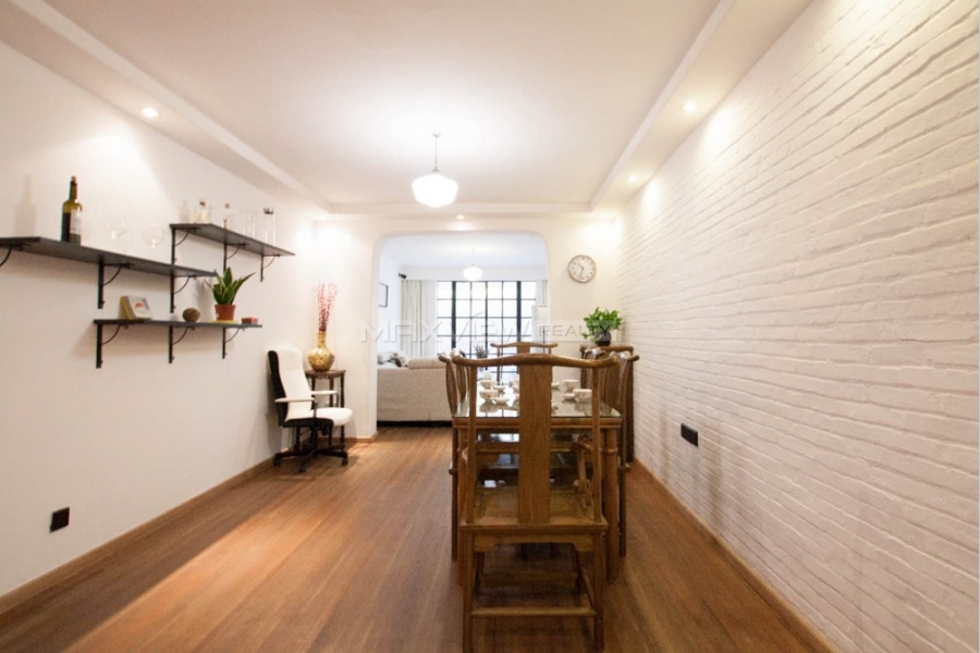 Old Apartment on Jianguo W Rd with Private Garden 3bedroom 150sqm ¥23,000 5268