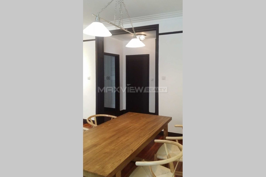 Old Apartment on Xing An Rd 2bedroom 110sqm ¥22,000 PRS5262