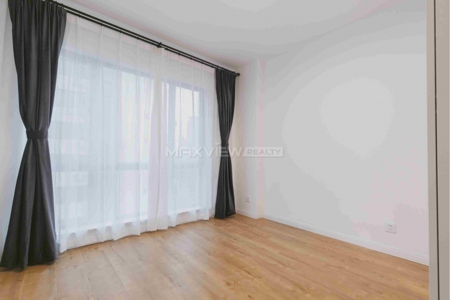 Newly renovated apartment in Grand Plaza with roof terrace 3bedroom 150sqm ¥33,800 PRY5003