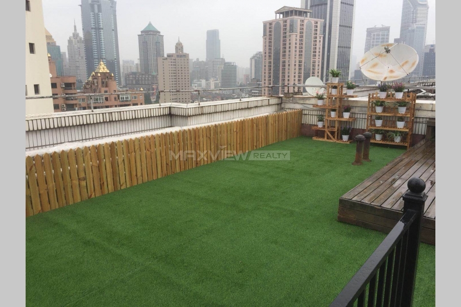 Newly renovated apartment in Grand Plaza with roof terrace 3bedroom 150sqm ¥33,800 PRY5003