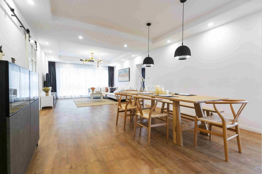 Newly renovated apartment in Grand Plaza with roof terrace 3bedroom 150sqm ¥33,800 PRY5003