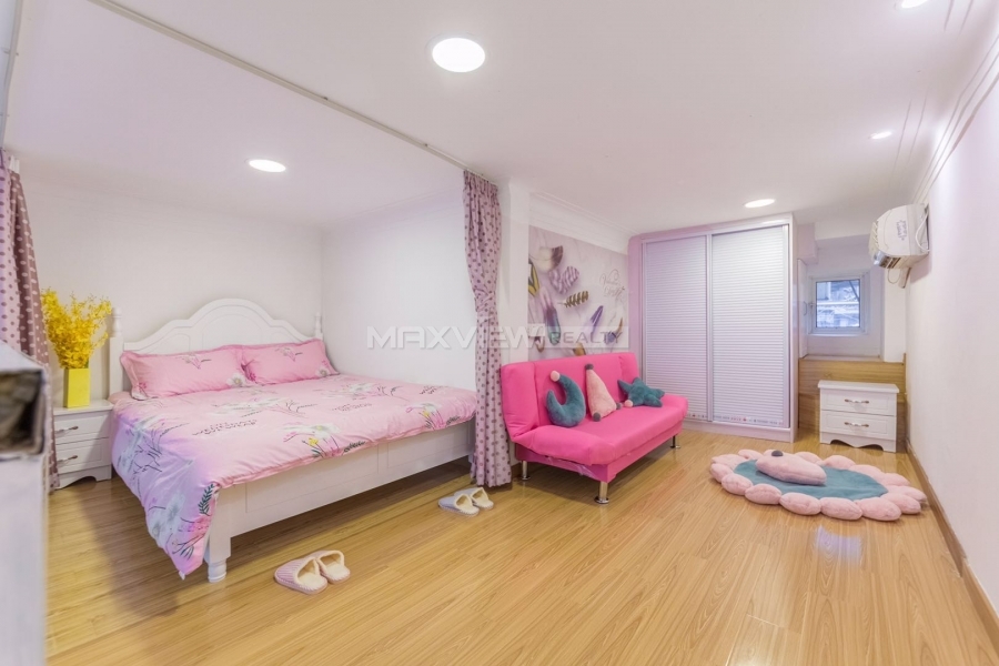 Old Apartment On Huaihai Middle Road 2bedroom 75sqm ¥15,500 PRS6116