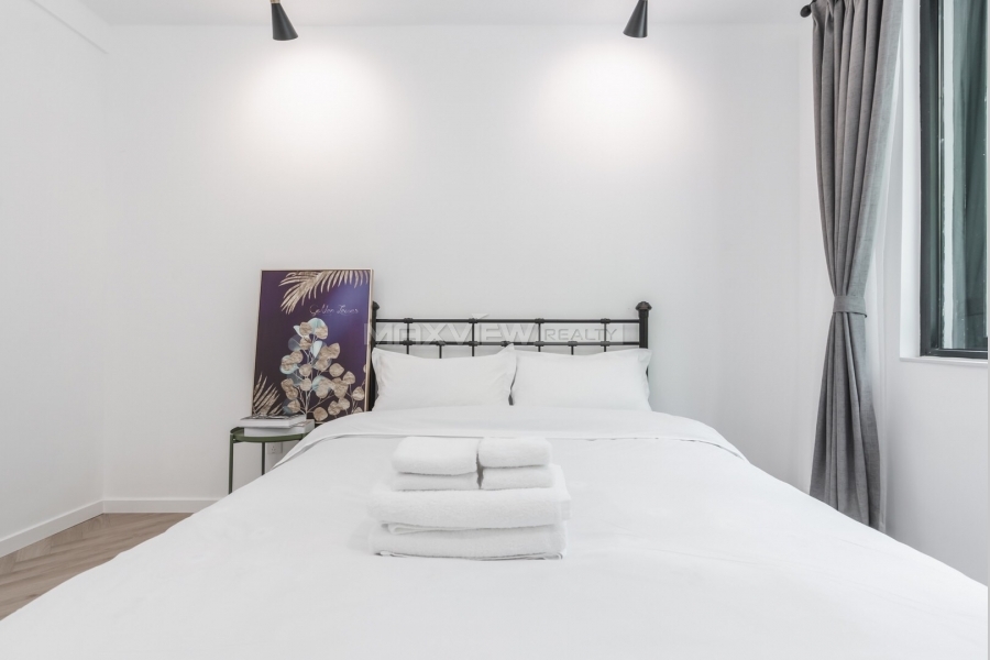 Old Apartment On Gaoan Road 3bedroom 120sqm ¥28,000 PRS6177