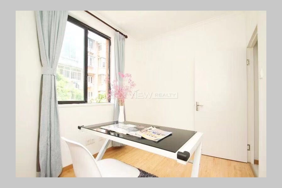 Old Apartment On Yanan West  Road 2bedroom 100sqm ¥12,800 PRS6196