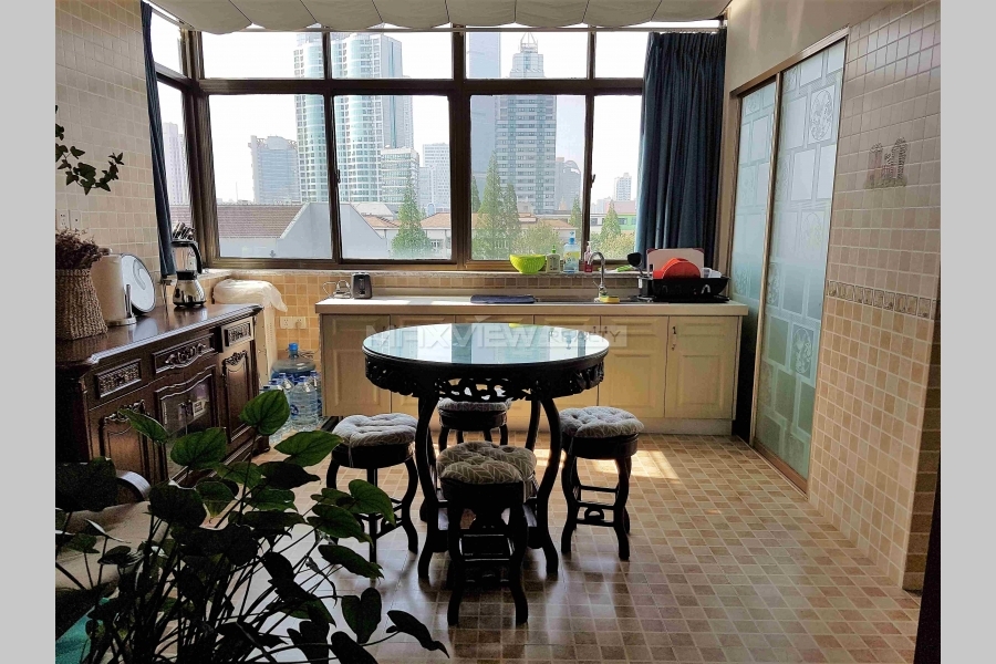 Old Apartment On Changshu Road 2bedroom 80sqm ¥14,000 PRS6288