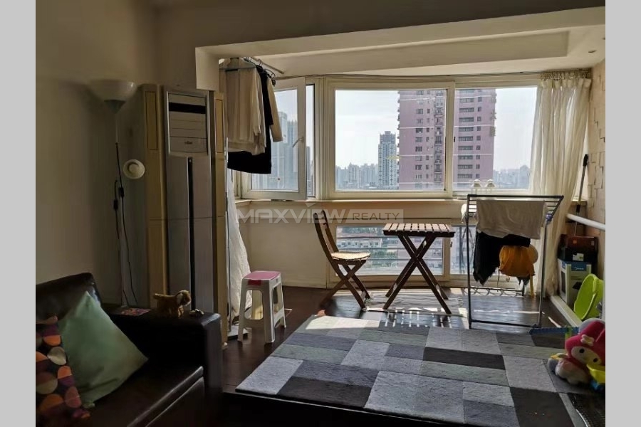 Apartment On Yanan Midddle Road 2bedroom 100sqm ¥18,800 PRS6372