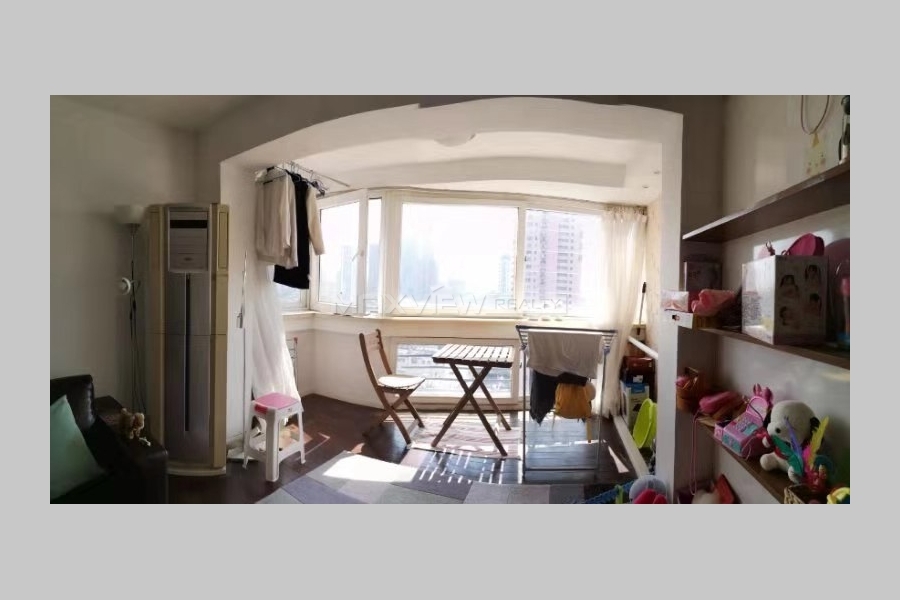 Apartment On Yanan Midddle Road 2bedroom 100sqm ¥18,800 PRS6372