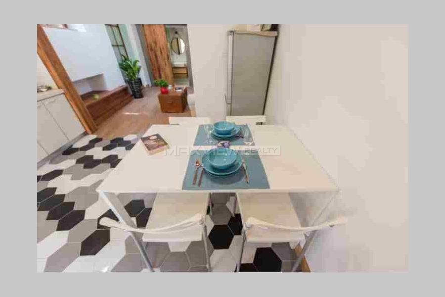 Old Apartment On Huaihai Middle Road 2bedroom 90sqm ¥13,500 PRS6399