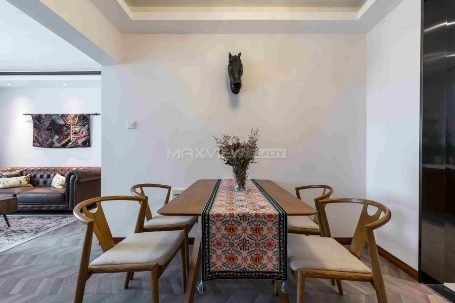 Old Apartment On Huaihai Middle Road 3bedroom 160sqm ¥27,000 PRS6859