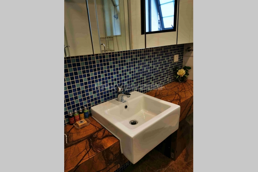 Old Lane House on Huaihai M Rd 1bedroom 62sqm ¥19,500 PRY6017