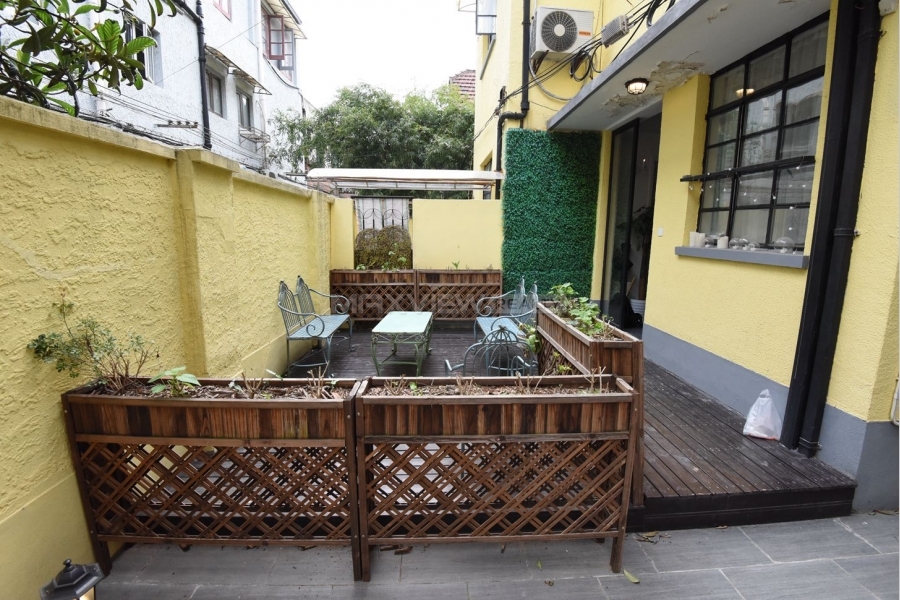 Old Garden House On Wulumuqi Middle Road 3bedroom 200sqm ¥42,000 PRS7003