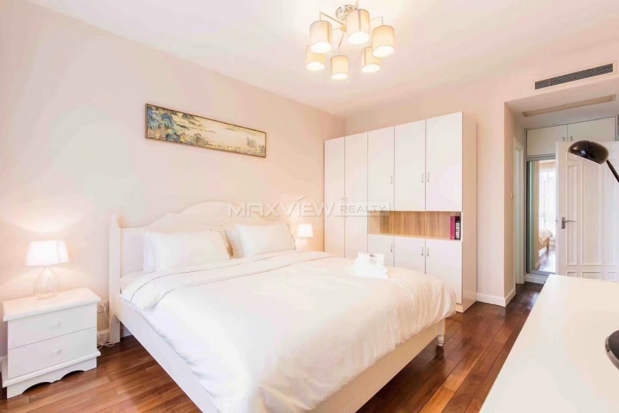 East Huaihai Apartment 3bedroom 130sqm ¥16,500 PRY6056