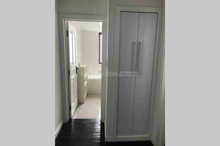 Maosheng Buiding 4bedroom 223sqm ¥27,000 PRS3089