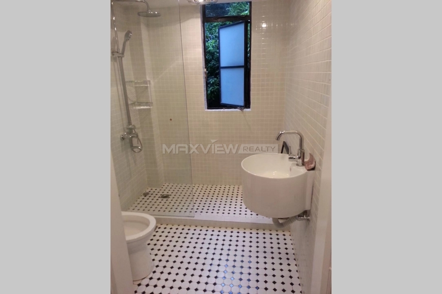 Old Apartment On Yongfu Road 2bedroom 100sqm ¥15,500 PRS8033