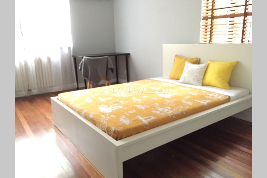 Old Apartment On Yongfu Road 2bedroom 100sqm ¥15,500 PRS8033