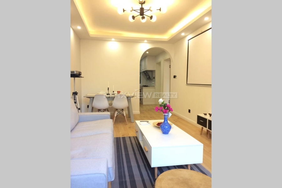 Old Apartment On Yanan Middle Road 2bedroom 90sqm ¥14,800 PRS9011