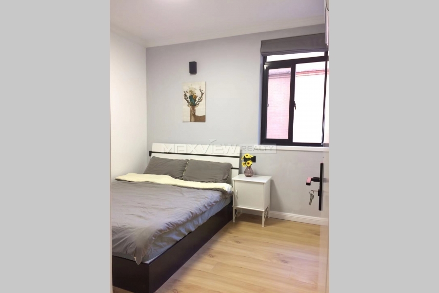 Old Apartment On Yanan Middle Road 2bedroom 90sqm ¥14,800 PRS9011