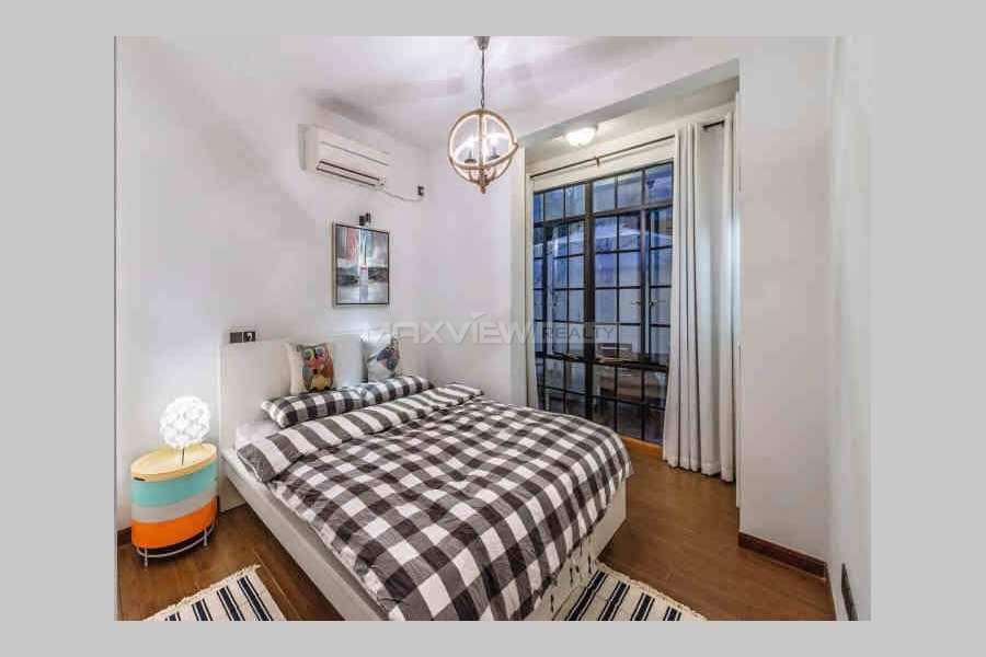Old Apartment On Yanan West Road 2bedroom 100sqm ¥12,500 PRS9016