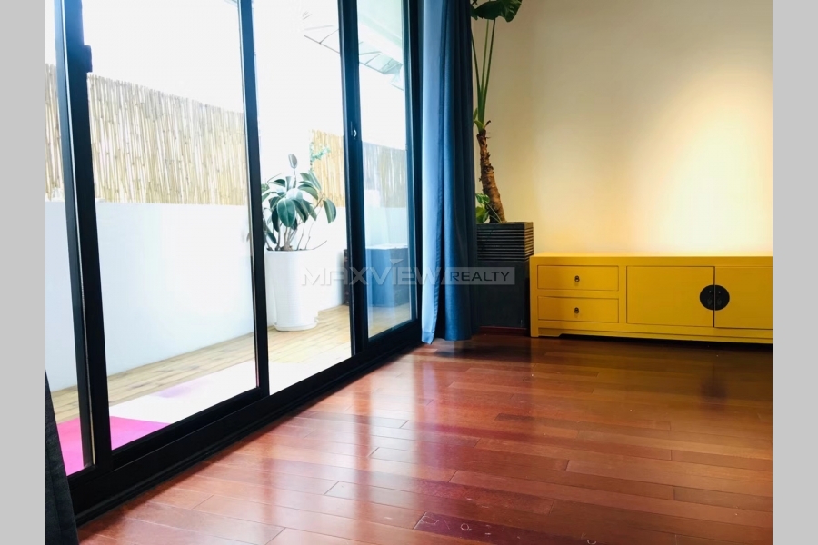 Old Apartment On Gaoan Road 3bedroom 130sqm ¥18,800 PRS9031