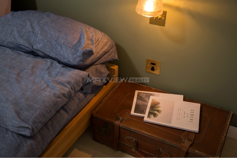 Old Apartment On Yandang Road 2bedroom 120sqm ¥21,000 PRS9056
