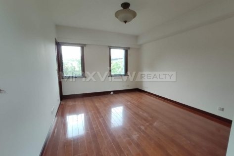 Lakeside Ville 5bedroom 395sqm ¥50,000 PRD0101