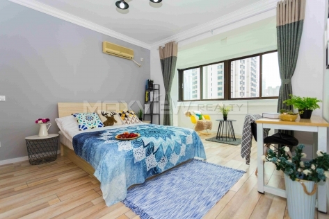 JiafaMansion 4br 137sqm in Downtown | 嘉发大厦 4bedroom 137sqm ¥18,200 SHA18628
