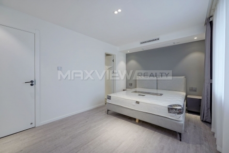 Hua Yuan Da Sha 2br 155sqm in Xujiahui | 华苑大厦 2bedroom 155sqm ¥24,800 SHA19830